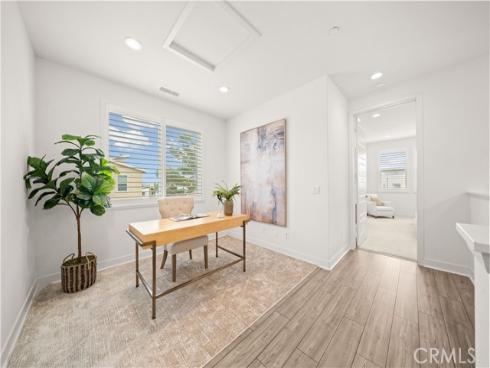 333 Baluster , Irvine, CA