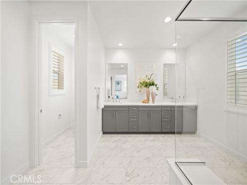 333 Baluster , Irvine, CA