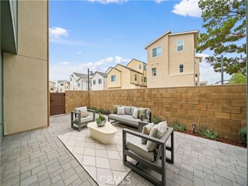 333 Baluster , Irvine, CA