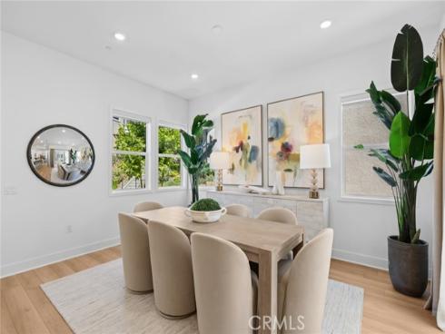 446 Sonia , Irvine, CA