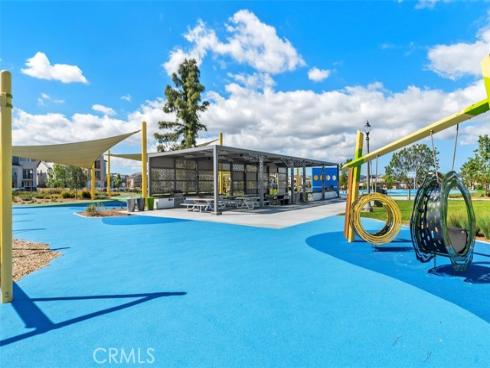 446 Sonia , Irvine, CA
