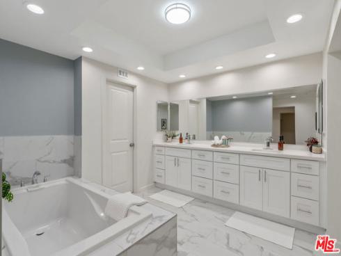 19 Rippling , Irvine, CA