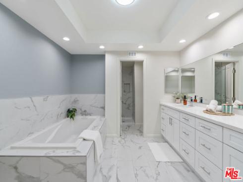 19 Rippling , Irvine, CA