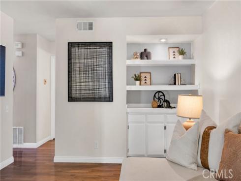 2 Alba , Irvine, CA