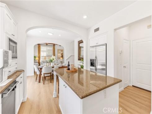 22 Arborside , Irvine, CA