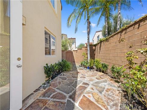 22 Arborside , Irvine, CA