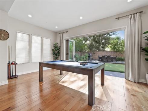 10 Shadybend , Irvine, CA