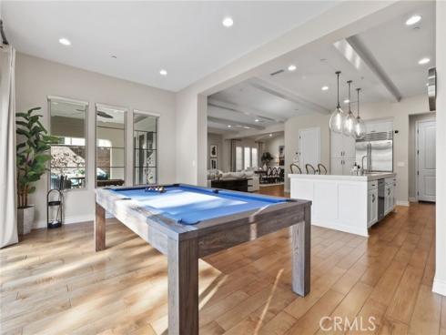 10 Shadybend , Irvine, CA