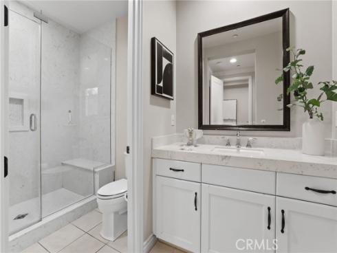 10 Shadybend , Irvine, CA