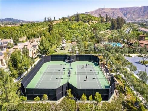 10 Shadybend , Irvine, CA