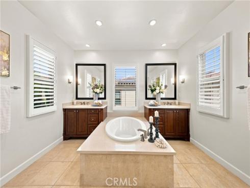 73 Cortland , Irvine, CA