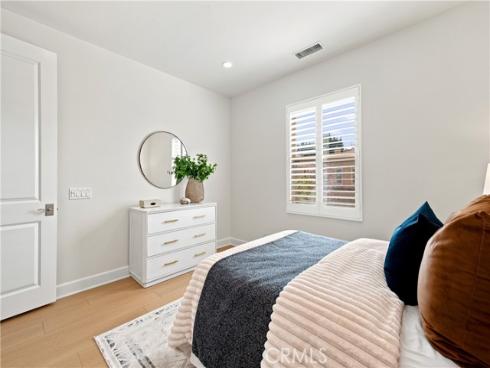 73 Cortland , Irvine, CA