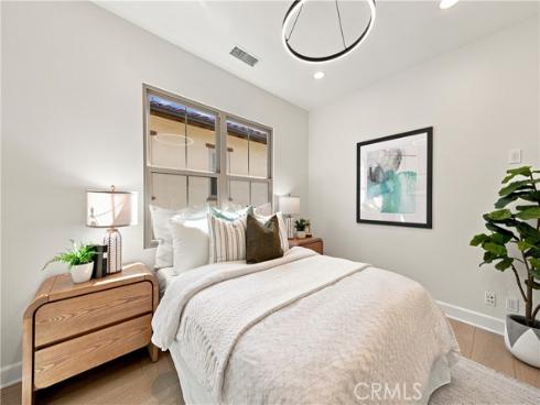 73 Cortland , Irvine, CA