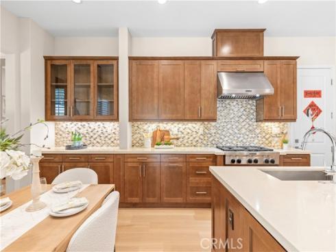 53 Tundra , Irvine, CA
