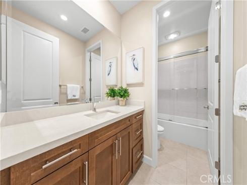 53 Tundra , Irvine, CA