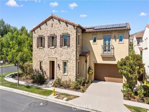53 Tundra , Irvine, CA