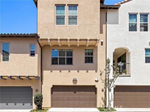 184  Elkhorn  , Irvine, CA
