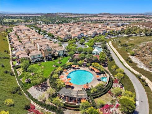 184  Elkhorn  , Irvine, CA