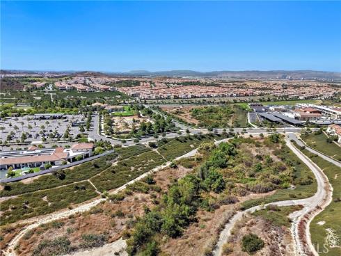 184  Elkhorn  , Irvine, CA