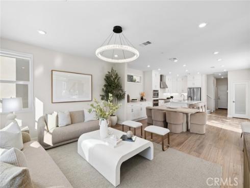 410  Chorus  , Irvine, CA