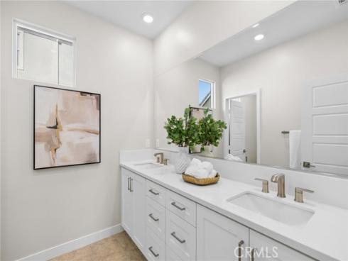 410  Chorus  , Irvine, CA