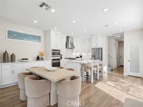 410  Chorus  , Irvine, CA