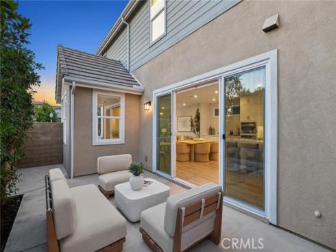 410  Chorus  , Irvine, CA