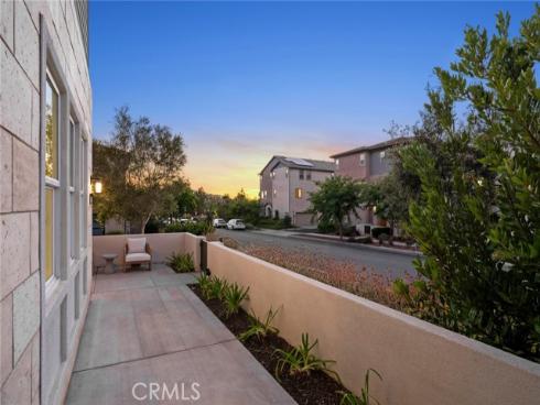 410  Chorus  , Irvine, CA