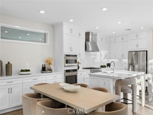 410  Chorus  , Irvine, CA