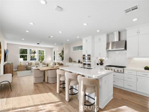 410  Chorus  , Irvine, CA
