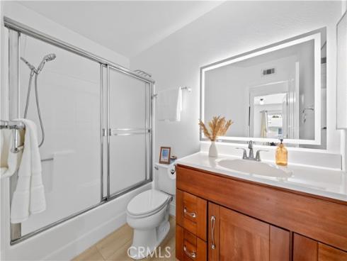 99 Huntington , Irvine, CA
