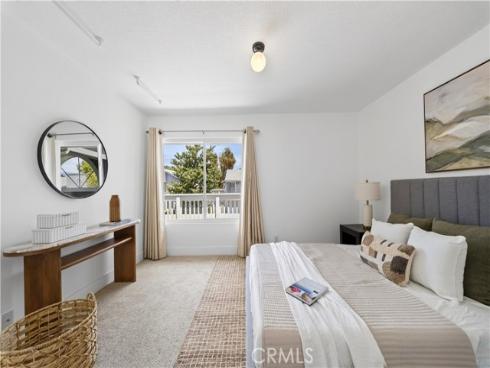 99 Huntington , Irvine, CA