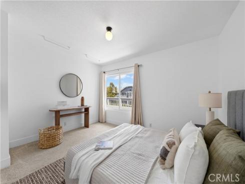 99 Huntington , Irvine, CA