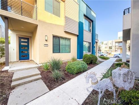 121 Novel , Irvine, CA