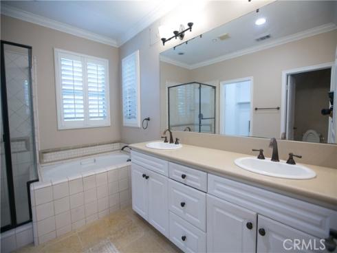 129 Chantilly , Irvine, CA