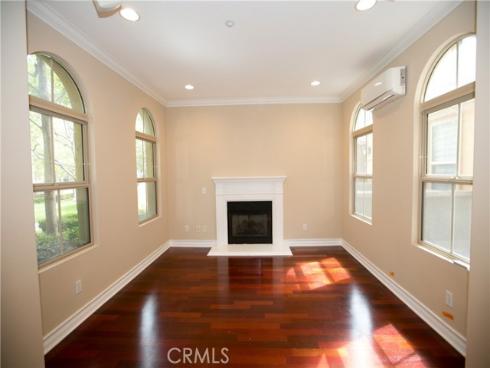 129 Chantilly , Irvine, CA