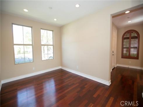 129 Chantilly , Irvine, CA