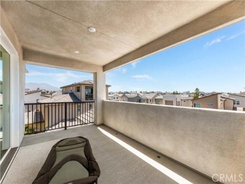 405 Clipper , Irvine, CA