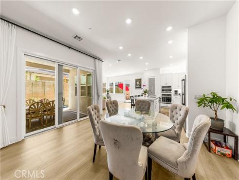 405 Clipper , Irvine, CA