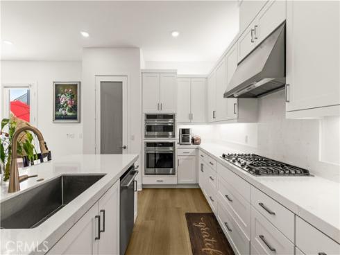 405 Clipper , Irvine, CA