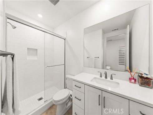 405 Clipper , Irvine, CA