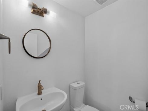 122  Almador  , Irvine, CA