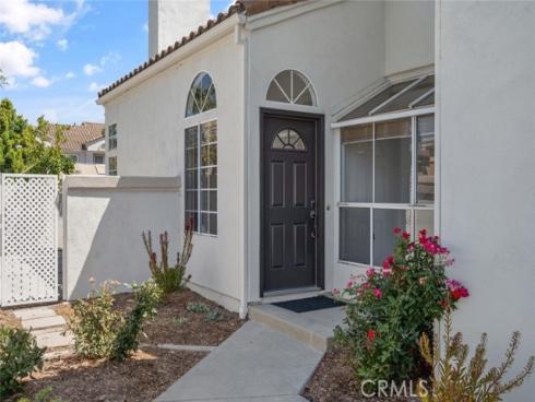 122  Almador  , Irvine, CA