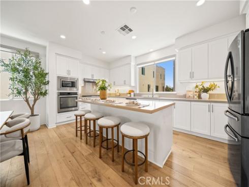 168 Terrapin , Irvine, CA