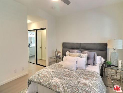 111 Remington 332 , Irvine, CA