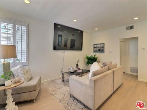 111 Remington 332 , Irvine, CA
