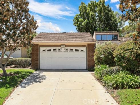 5282 Thorn Tree
