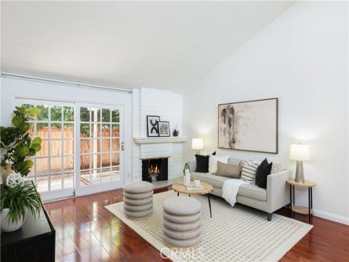 5282 Thorn Tree , Irvine, CA