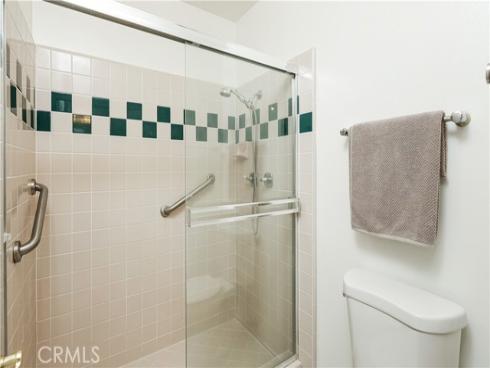 5282 Thorn Tree , Irvine, CA