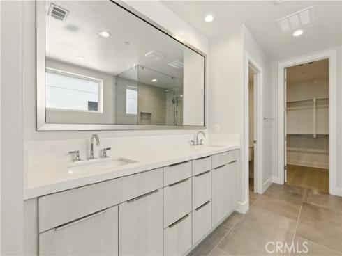 133 Apron , Irvine, CA